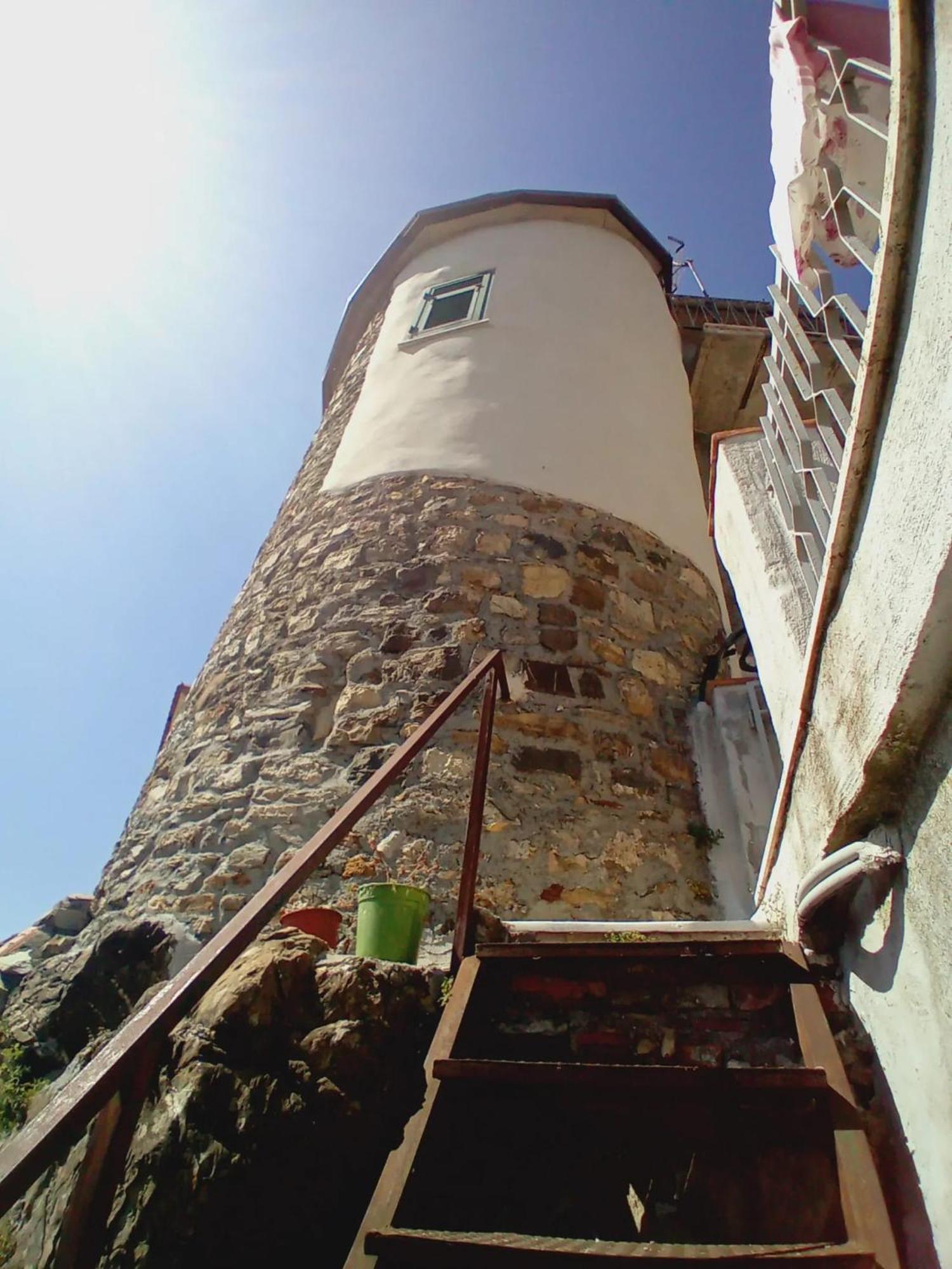 Comfortable Apartment With Sea View In Falcinello Extérieur photo